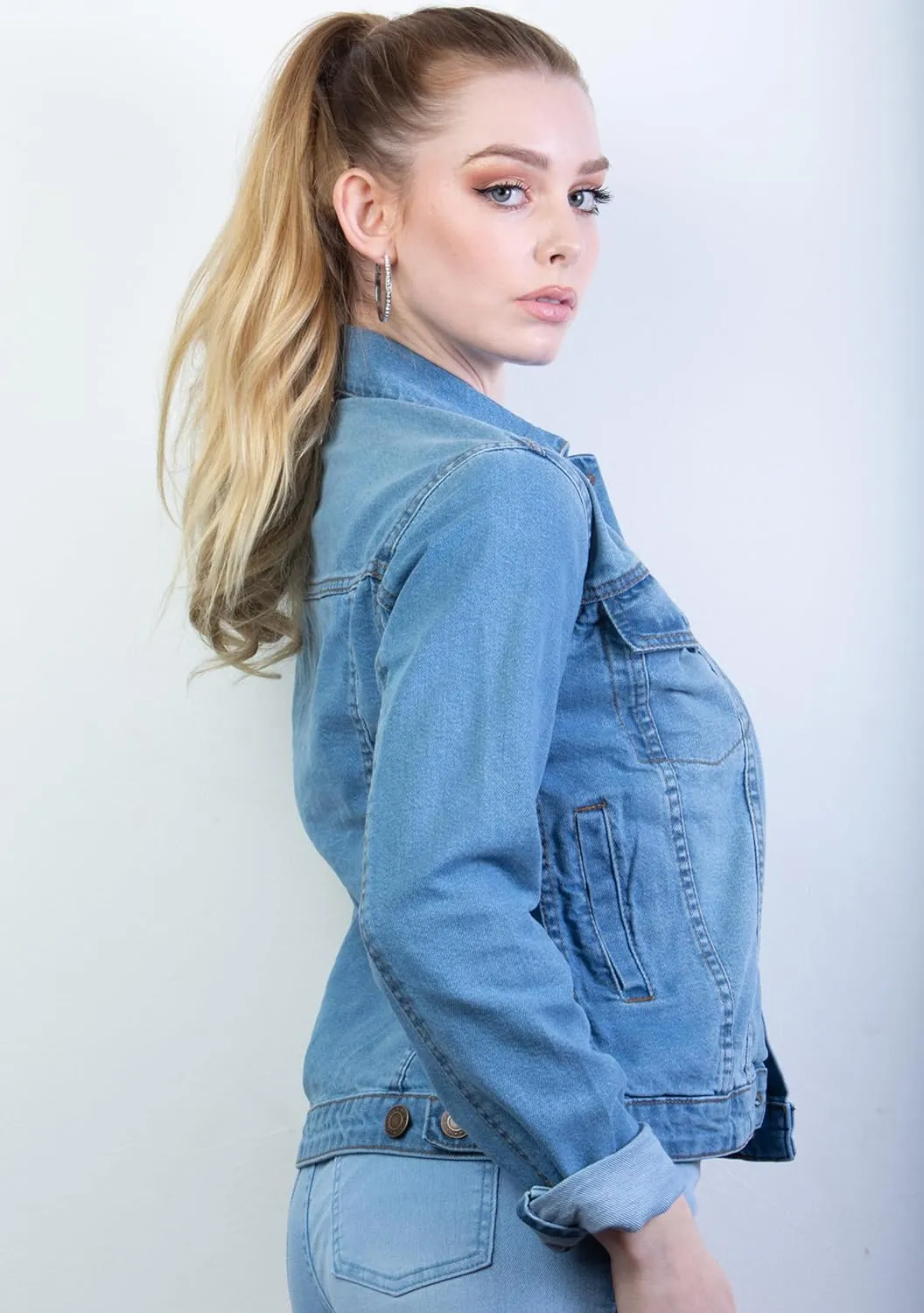 2025 Cropped Denim Jacket for Women Stretchy Fitted with 2 Pockets  Lightweight Trendy Short Jean Shacket