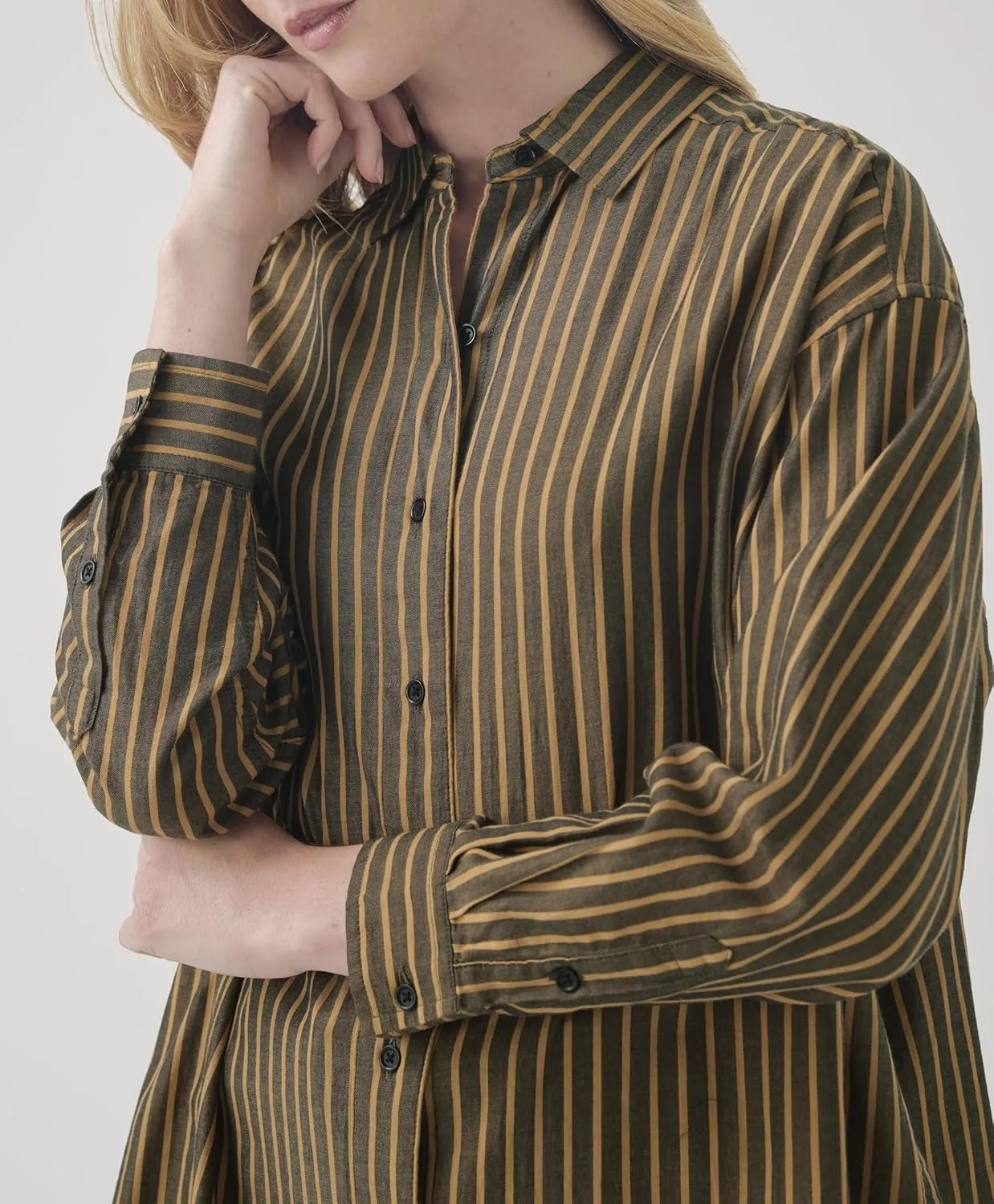 Pact Organic Cotton Women's Lightweight Oversized Shirt